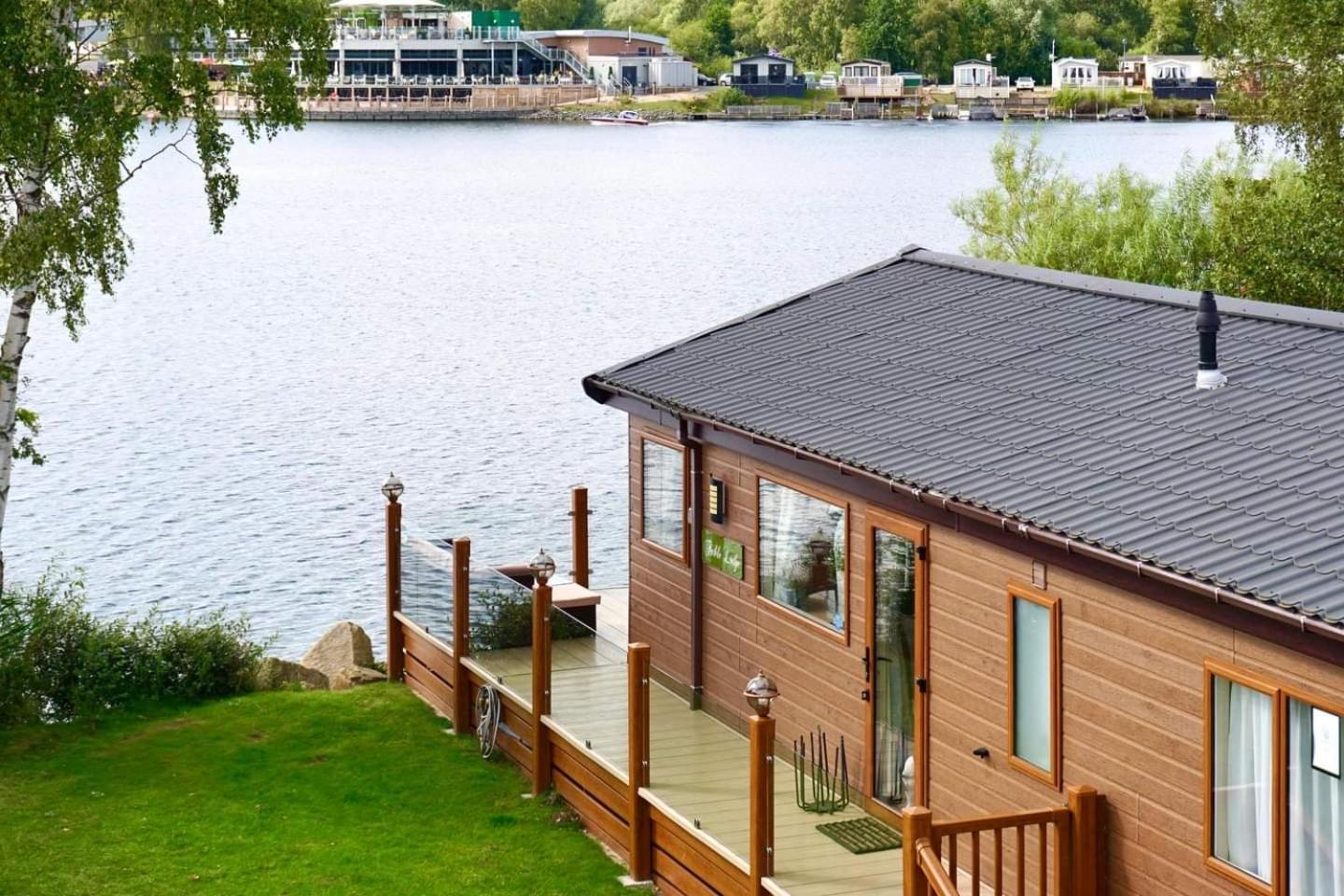 Fable Lodge Tattershall Lakes - Luxury Lakeside Lodge With Hot Tub Buitenkant foto