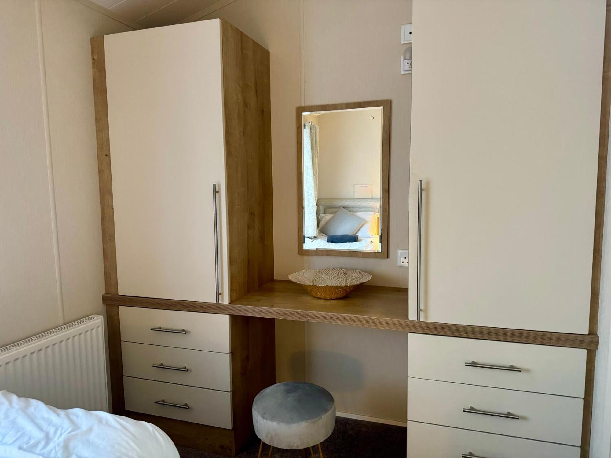 Fable Lodge Tattershall Lakes - Luxury Lakeside Lodge With Hot Tub Buitenkant foto